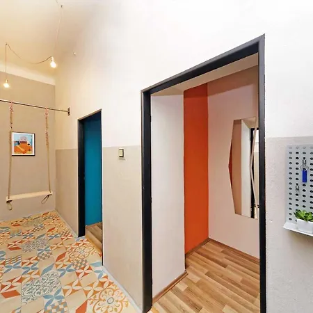 Jiriho Z Podebrad Apartment