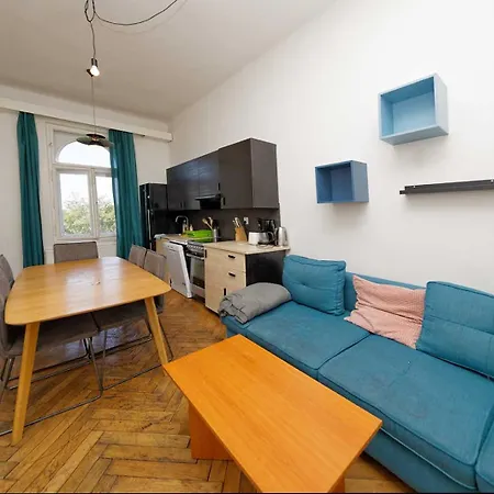 Jiriho Z Podebrad Apartman